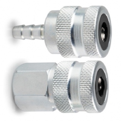 Conexões rápidas metálicas prateadas com texturas knurled.