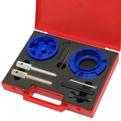 Conjunto de ferramentas em caixa vermelha com peças azuis e metálicas