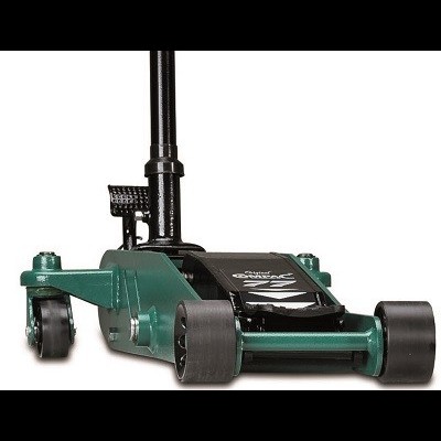 Macaco hidráulico verde para carros com rodas pretas e alavanca vertical