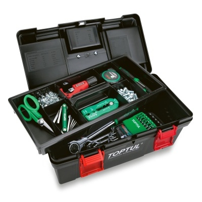 Caixa de ferramentas preta com fechos vermelhos e ferramentas diversas