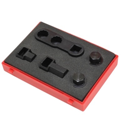 Conjunto de ferramentas em caixa vermelha com interior em espuma preta