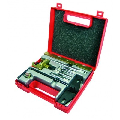 Kit de ferramentas metálicas em caixa vermelha com espuma preta