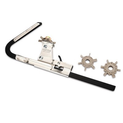 Ferramenta de medição metálica com partes pretas e discos metálicos em fundo branco