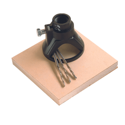 Suporte para furar preto com brocas em placa de madeira