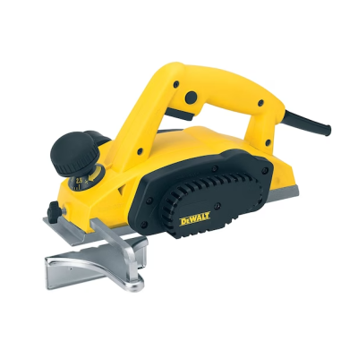 Plaina elétrica DEWALT amarelo e preto com base metálica em fundo branco