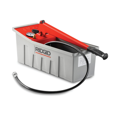 Bomba manual RIDGID com alavanca vermelha e tanque cinzento