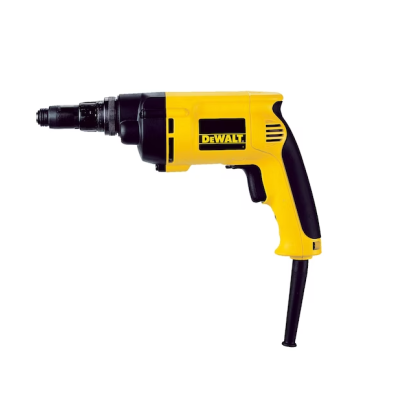 Broca elétrica DEWALT amarela e preta com cabo