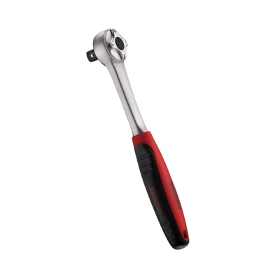 Chave de catraca com cabo vermelho e preto e metal prateado