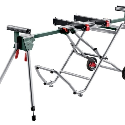 Suporte dobrável de madeira cinzento e verde com rodas