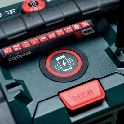 Bateria recarregável Metabo com botão vermelho e ícone de bateria