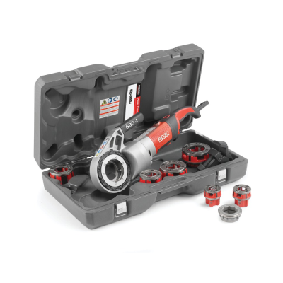 Conjunto de ferramenta elétrica Black & Decker em caixa cinza com várias peças e fundo branco