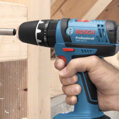 Broca BOSCH Professional GSB 12V-21 azul e preta a furar madeira