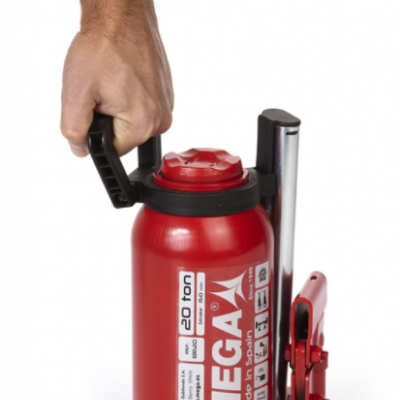 Extintor de incêndio portátil MEGA vermelho com punho preto