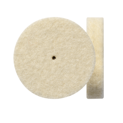 Dois discos de feltro creme, um de frente com orifício central e outro de lado