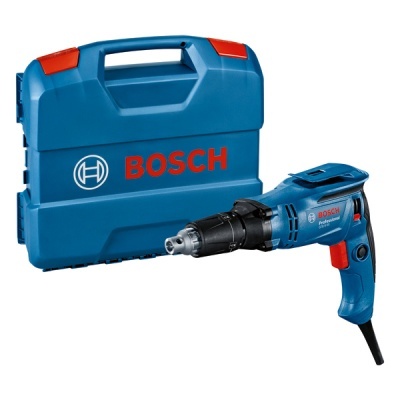 Furadeira Bosch azul e mala de transporte azul com logo Bosch