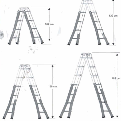 Escada articulada metálica cinza em quatro posições com alturas diferentes