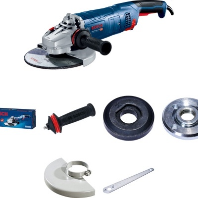 Rebarbadora Bosch azul e preta com acessórios em fundo branco