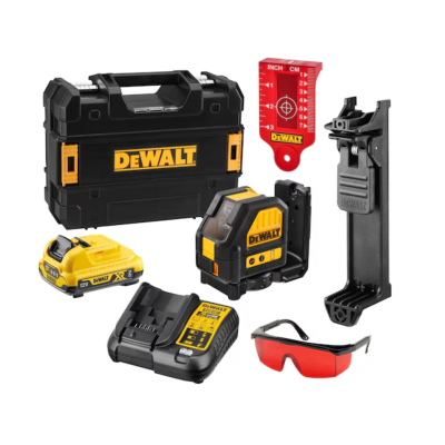 Conjunto DEWALT com ferramentas e acessório de medição em estojo preto e amarelo