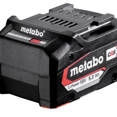 Bateria recarregável Metabo preta com detalhes vermelhos e brancos