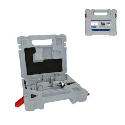 Estojo cinzento com brocas de serra metálicas BOSCH e acessórios em fundo branco