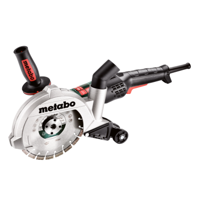 Ferramenta de corte elétrica Metabo com disco metálico circular e pega auxiliar preta