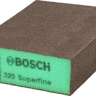 Esponja abrasiva Bosch castanha com base verde e texto impresso.