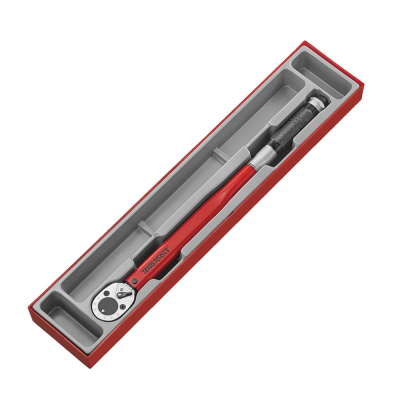 Chave dinamométrica vermelha e preta numa caixa vermelha e cinza
