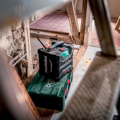 Caixa de ferramentas Metabo num ambiente de construção