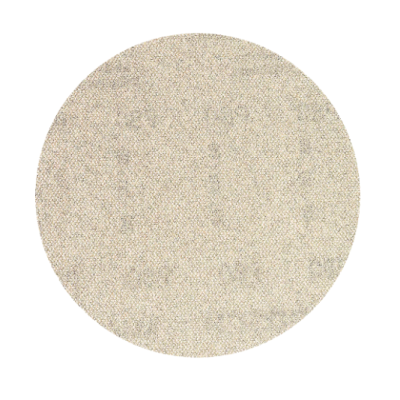 Tapete redondo bege com padrão tecido sobre fundo branco.