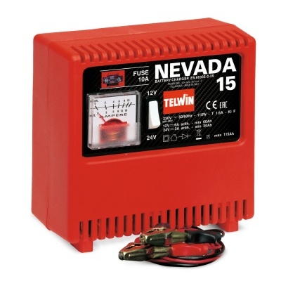Carregador de baterias vermelho TELWIN NEVADA 15 com cabos e garras