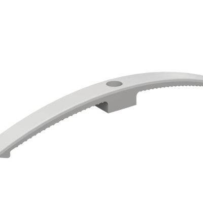 Barra curva branca com textura dentada e recorte central
