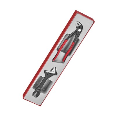 Conjunto de alicate e chave inglesa em caixa vermelha