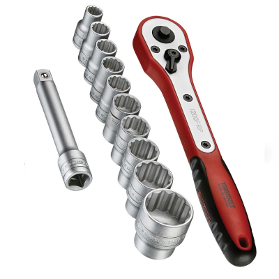 Conjunto de ferramentas com chave catraca vermelha e soquetes metálicos