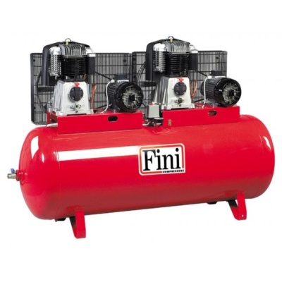 Compressor de ar vermelho com dois motores e logótipo Fini