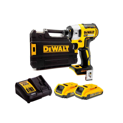 Conjunto DeWALT com berbequim aparafusador, duas baterias, carregador e mala