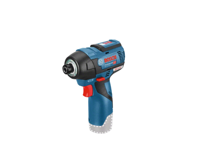Chave de impacto Bosch azul, preta e vermelha, isolada em fundo branco.