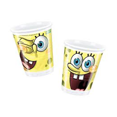 Dois copos descartáveis com imagens do personagem Bob Esponja em amarelo