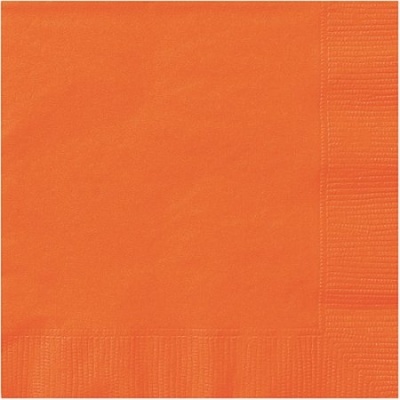 Guardanapo de papel laranja com textura e borda decorativa