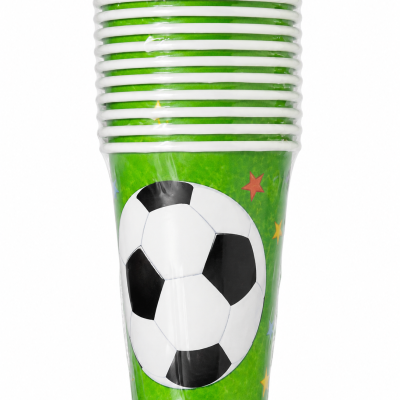 Copos descartáveis verdes com estampa de bola de futebol
