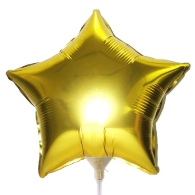 Balão dourado metalizado em forma de estrela numa haste branca