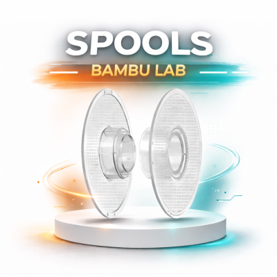 Dois carretéis transparentes de plástico num pedestal com texto SPOOLS BAMBU LAB