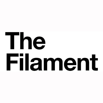 Texto 'The Filament' em letras negras sobre fundo branco