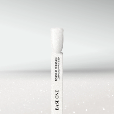 Pincel de maquilhagem branco com textura brilhante e etiqueta com texto preto