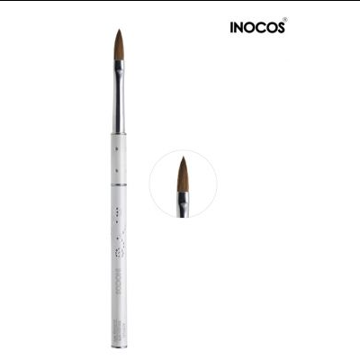 Pincel para unhas INOCOS com corpo branco e cerdas castanhas