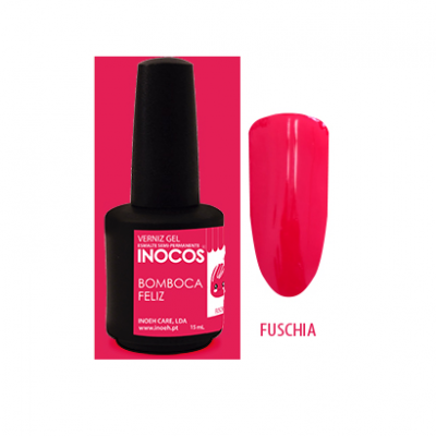 Verniz gel Inocos cor Fuschia com rótulo vermelho e unha artificial simulando a cor.