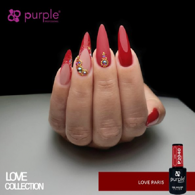 Manicure com verniz gel vermelho e decoração de pedras coloridas