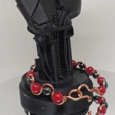 Pulseira&#x20;de&#x20;cobre&#x20;com&#x20;Hematite&#x20;e&#x20;Coral