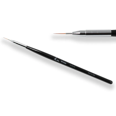 Pincel fino com cabo preto e ponta metálica