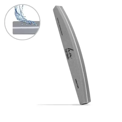 Paleta de polimento de unhas cinzenta com texto preto e imagem de água