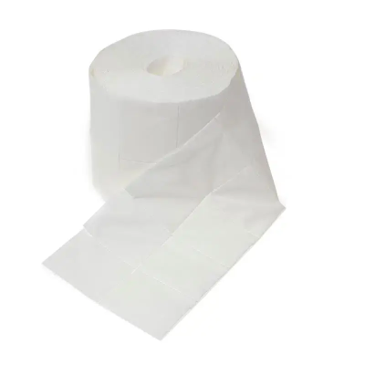 Rolo de papel higiénico branco desenrolado